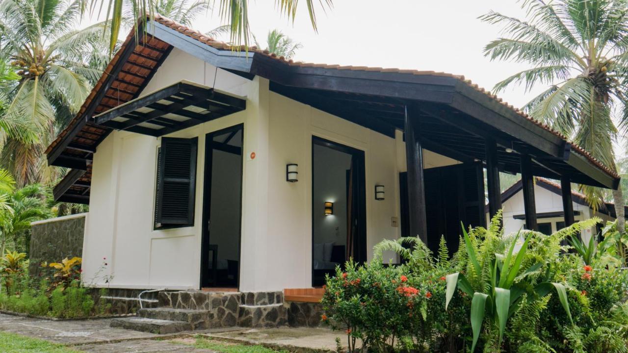 Grand Elty Krakatoa Hotel Kalianda Kültér fotó