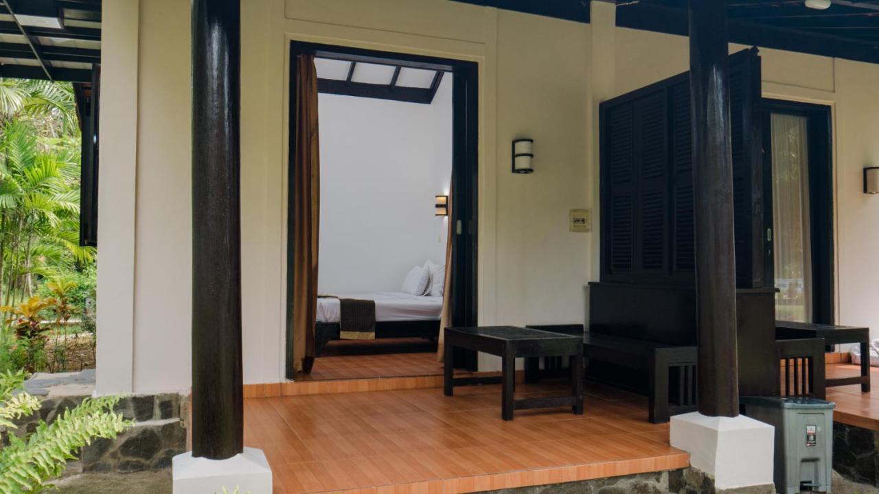Grand Elty Krakatoa Hotel Kalianda Kültér fotó