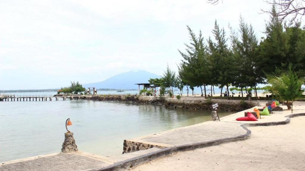 Grand Elty Krakatoa Hotel Kalianda Kültér fotó
