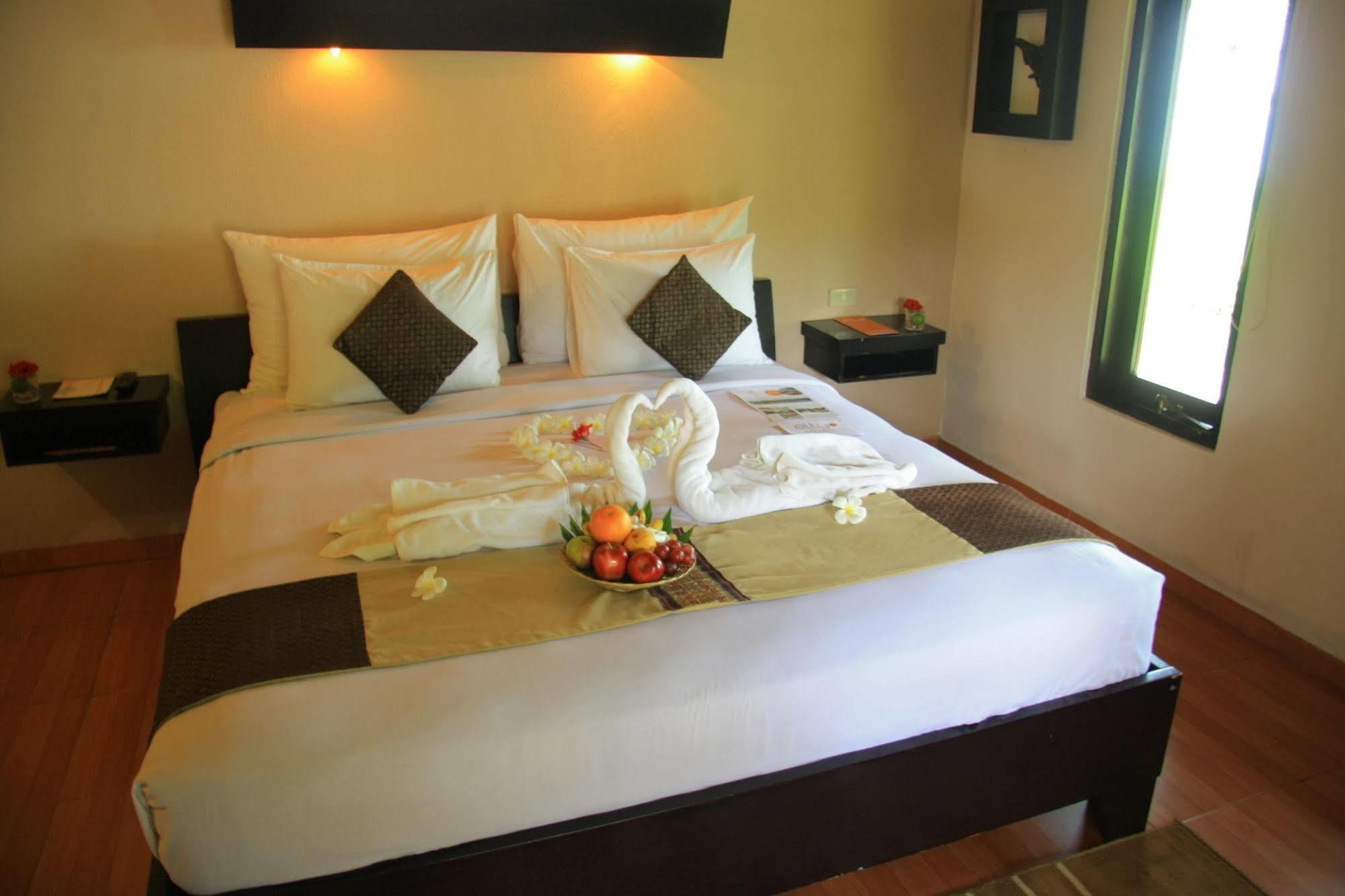 Grand Elty Krakatoa Hotel Kalianda Kültér fotó