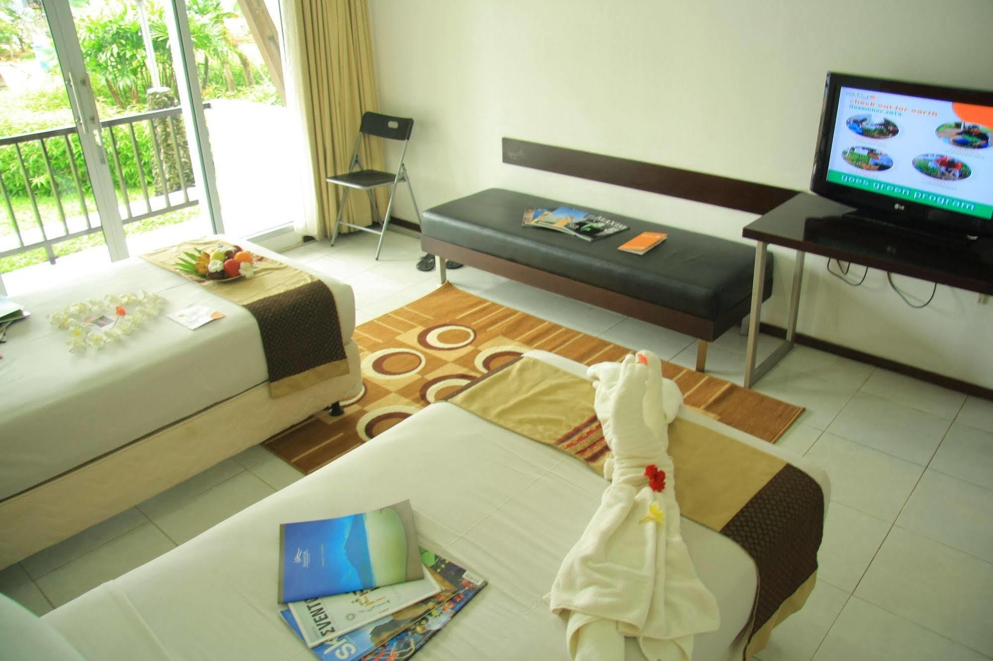 Grand Elty Krakatoa Hotel Kalianda Kültér fotó